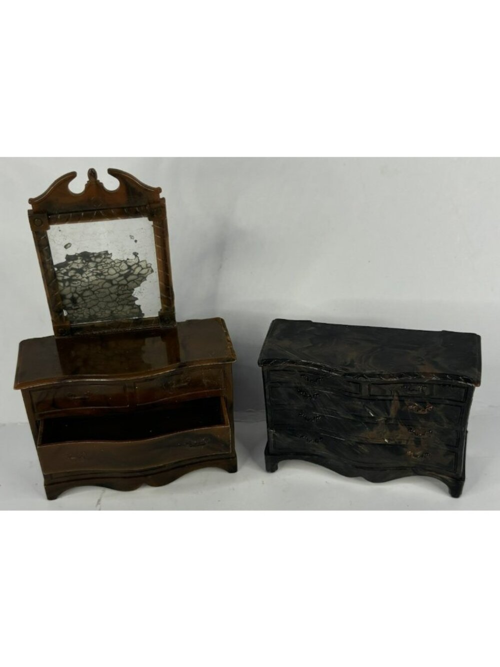 (2) VTG 1:16 Renwal Dollhouse Miniature Bedroom Furniture Brown Plastic Dressers